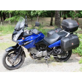 Suzuki 650 V Strom avec ses Valises (ok A2)