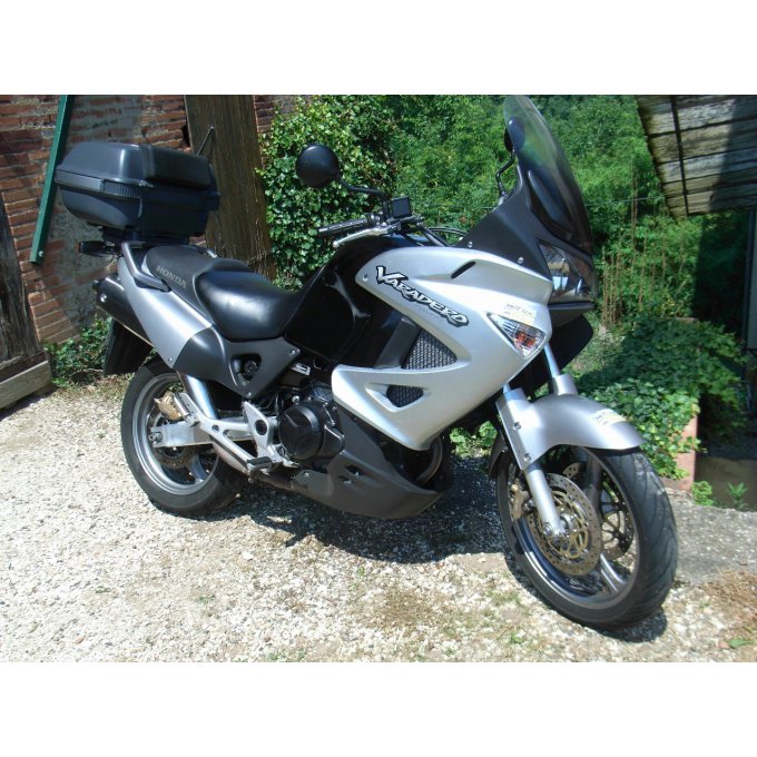 Honda 1000 Varadéro injection, avec ou sans valises latérales